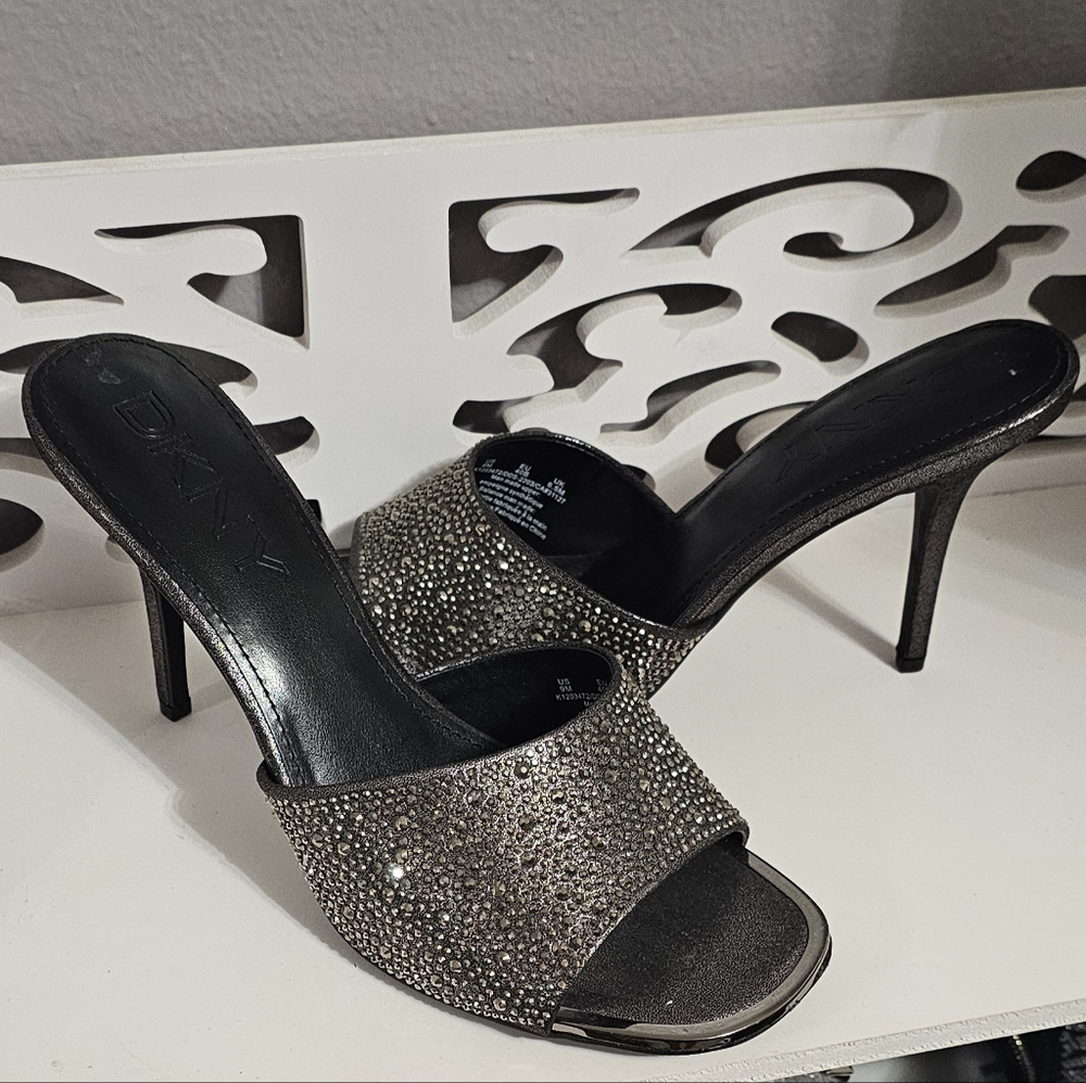 DKNY Heels